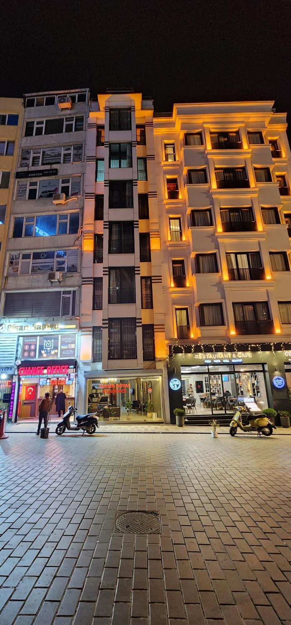 Aparthotel Taksim Royal & *